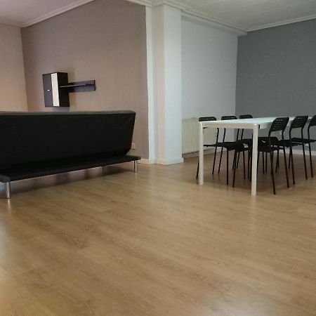 Piso Para Grupos En Logrono Logroño Exterior foto